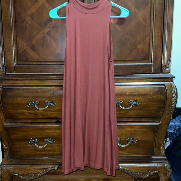 Sleeveless Dress Urban Outfitters - Picture 1 of 4